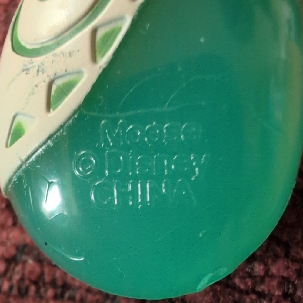 Disney Ornament MOANA Green and Cream Decorative Te Fiti Heart - Picture 2 of 6